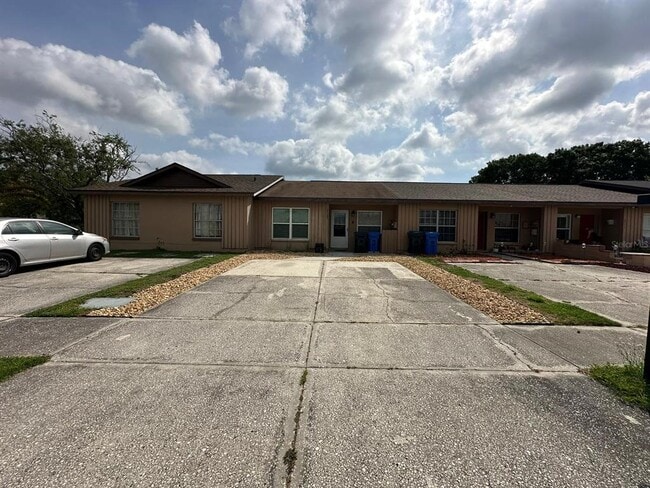 Photo - 1715 Oak Branch Ct Unidad 1715