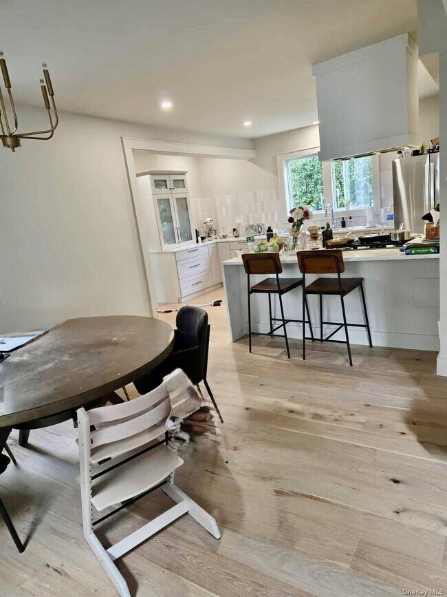 Photo - 18 Webster Ave