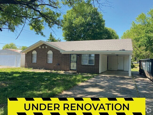 Building Photo - 6035 Kentwood Dr Rental