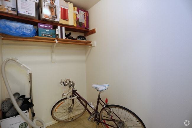 Walk in Closet