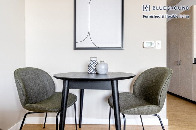 Photo - 1515 N Fremont St Unit FL8-ID316