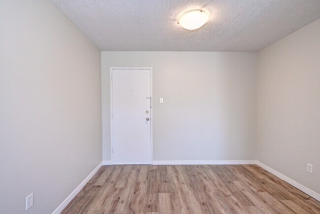 Photo - Galt View Apartments