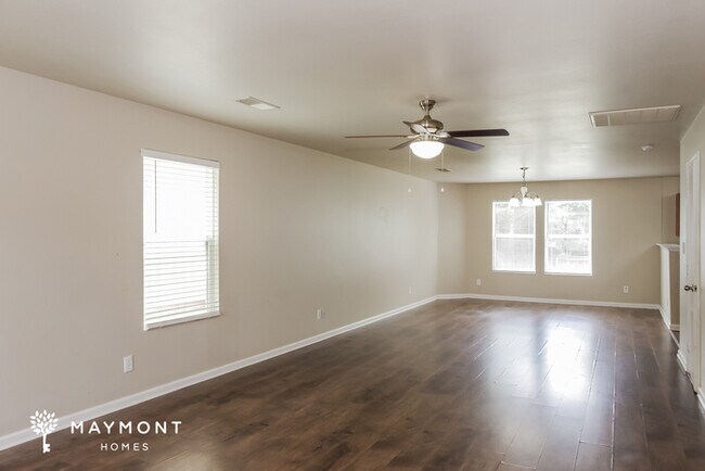 128 Lockport Dr