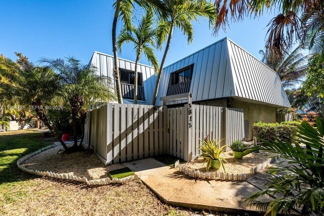 Building Photo - 3812 Jefferson St Unit 3812