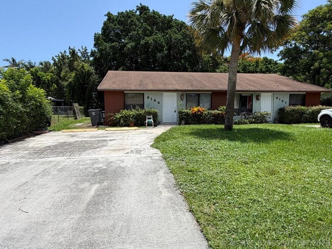 Building Photo - 9184 Sunrise Dr