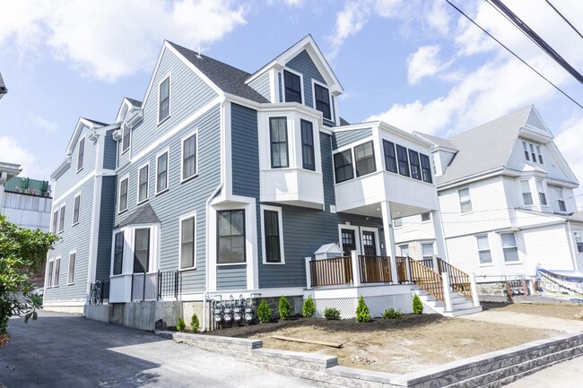 Photo - 79 Linden St Unit 1