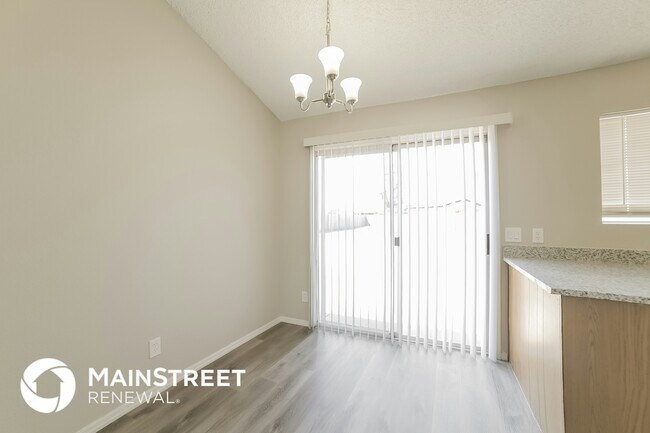 Photo - 8538 W Columbine Dr