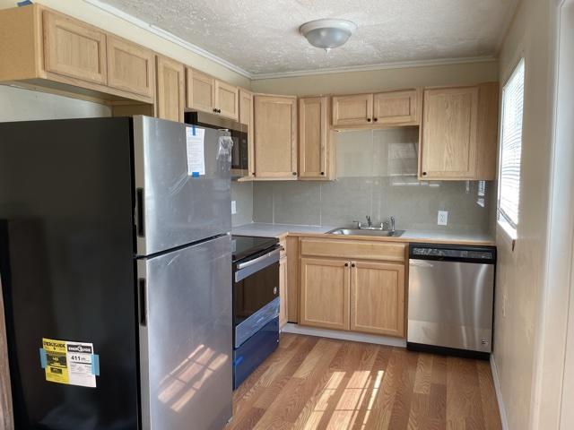 Photo - 1425 W 30th St