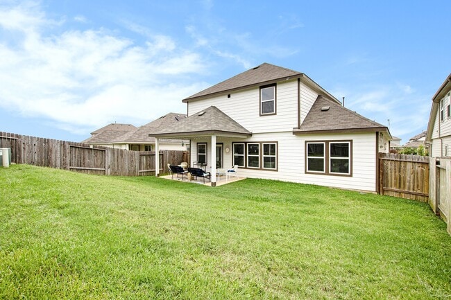 Photo - 40557 Mostyn Lake Dr