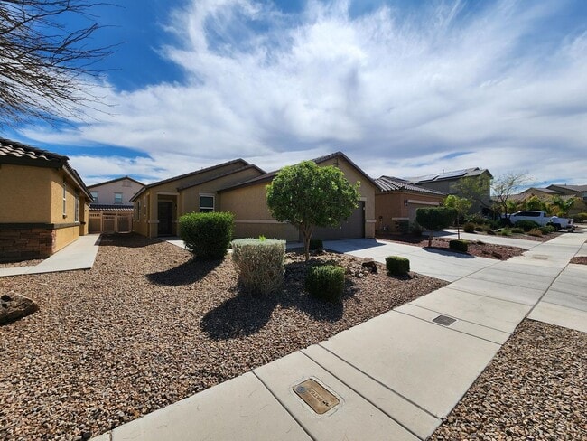 Photo - Beautiful Single Story 3 Bedroom close to Cadence