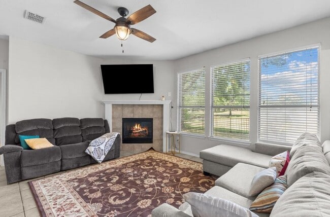 Photo - 8414 Seafield Ln