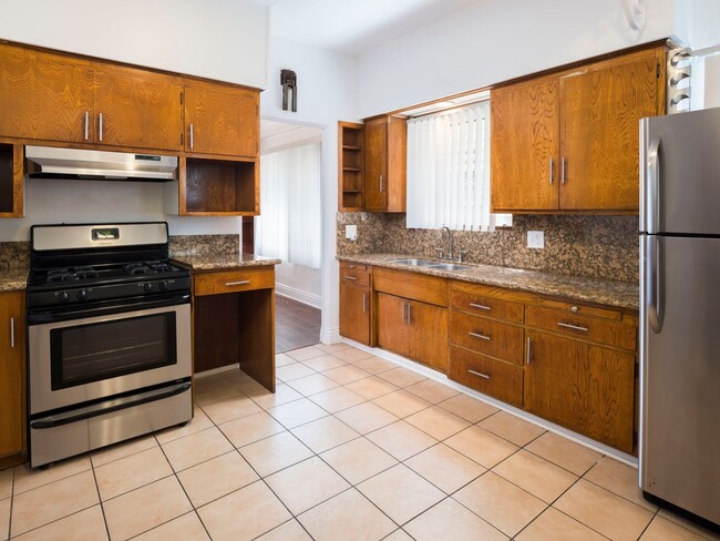 Photo - 227 S Gale Dr Unit 3