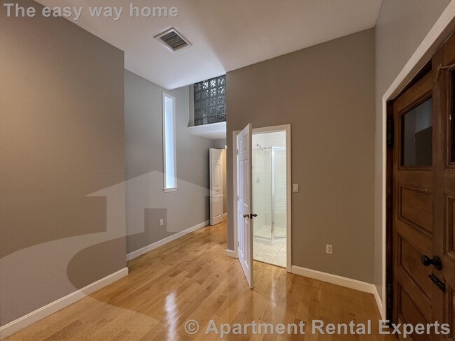 Photo - 27 Bow St Unit 17 Bow St #16