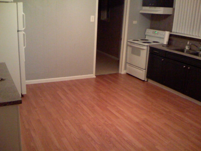 Photo - 1434 Ferry St SE Unidad 4