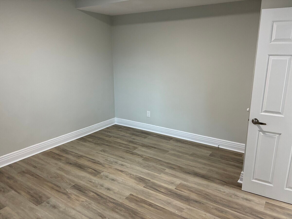 Photo - 4723 St Fulton