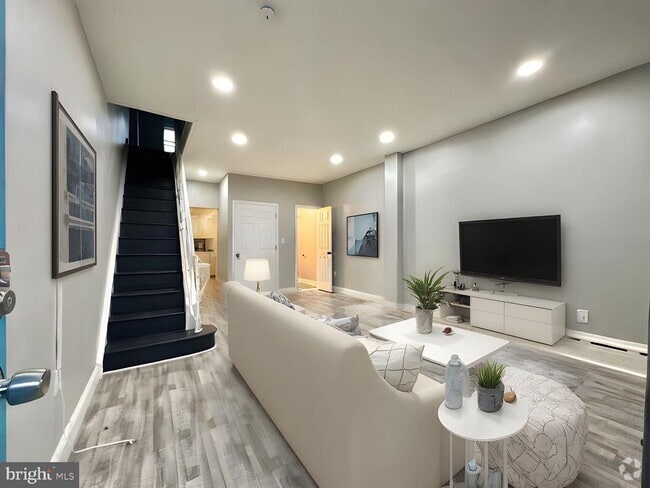 Building Photo - 2207 S Bonsall St Rental