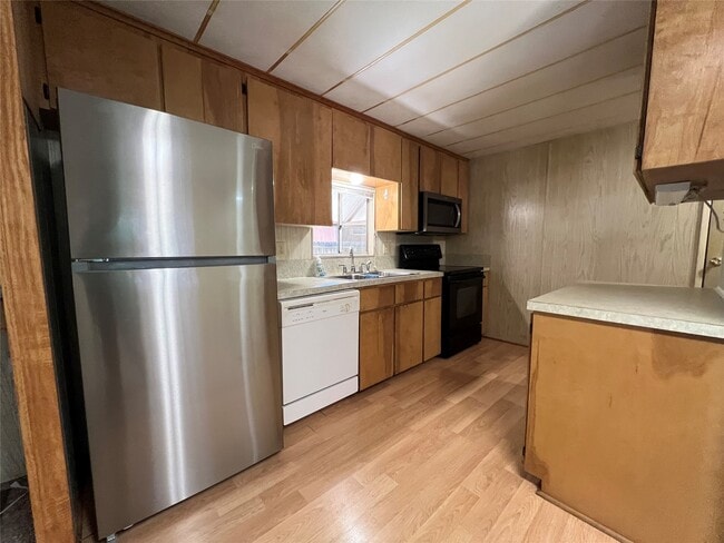 Photo - 39 Whippoorwill Ln