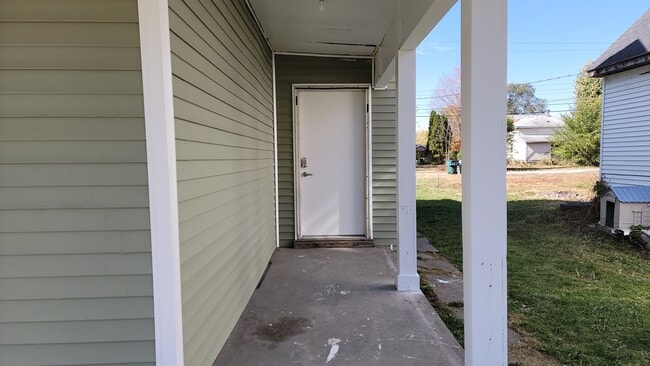 Photo - 2119 S Walnut St