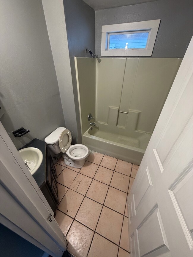 Photo - 4126 Lafayette St