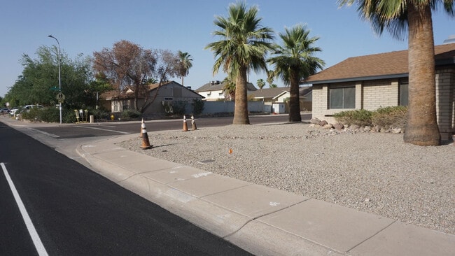 Photo - 10851 N 65th Ave