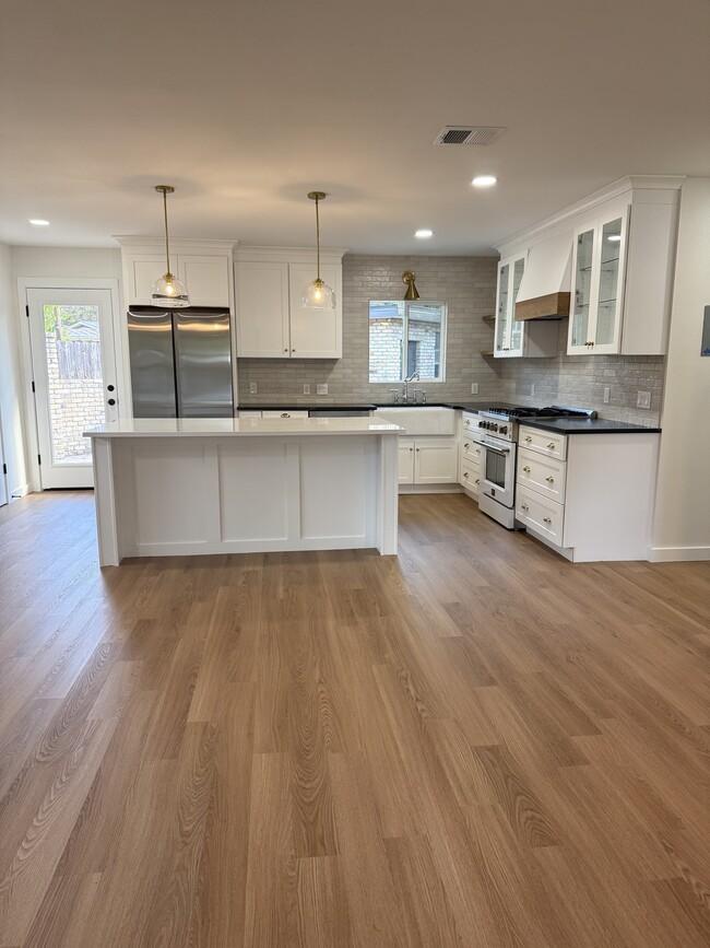 Photo - 7601 Robalo Rd