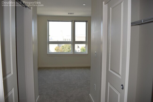 Photo - 180 Eastern Ave Unit 204