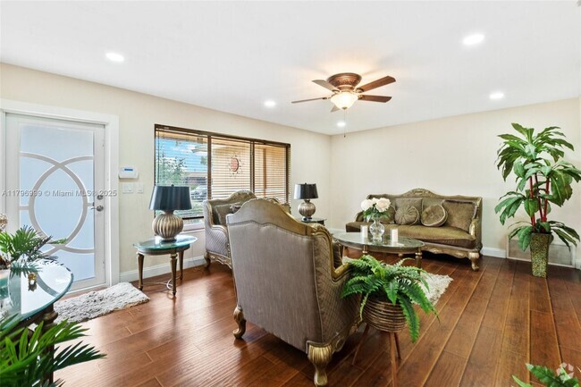 Building Photo - 2251 NW 87th Ave Rental