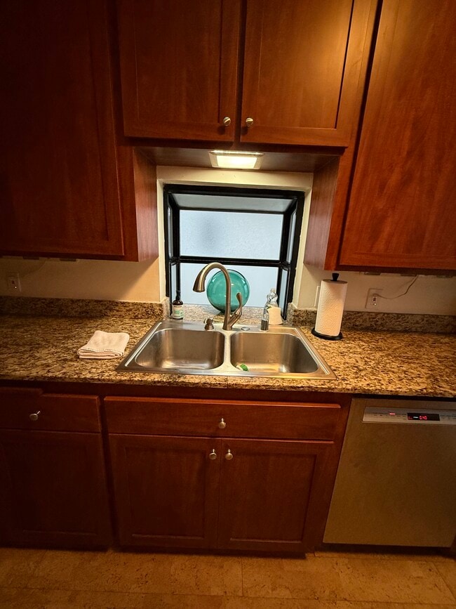 Photo - 150 Tide Ave