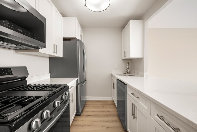 Modern Kitchens - Parkside Place