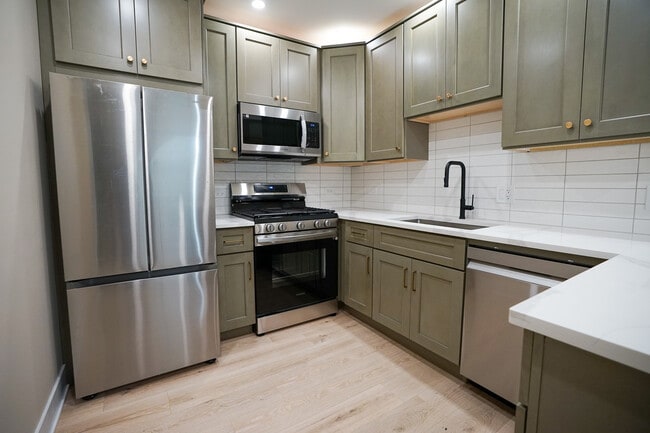 Photo - 3703 W Palmer St Unit 1