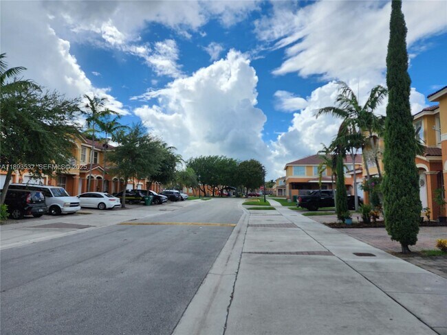 Photo - 10831 SW 240 Ln