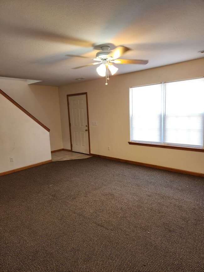 Photo - 3206 Elm Grove Dr Unit A