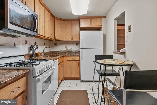 Photo - 100 West Ave Unit 103-S