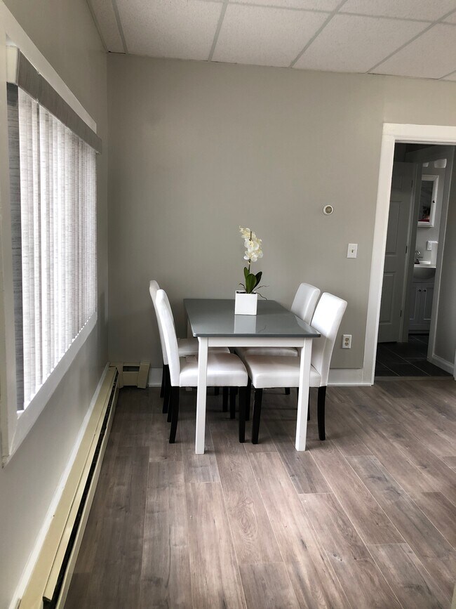 312 E Seneca St Unidad 2