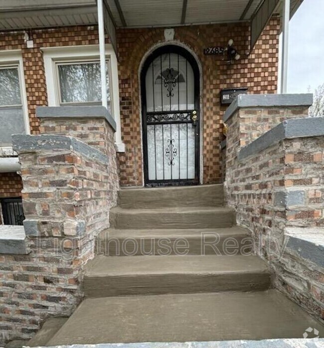 Building Photo - 2685 Adams St Rental