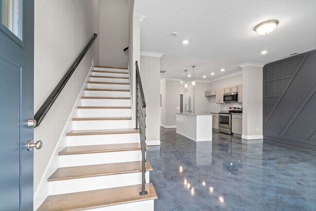 Photo - **COMING SOON** 3 BEDROOM HOME