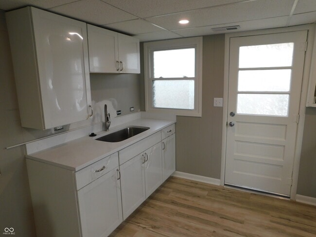 Photo - 917 Evans St