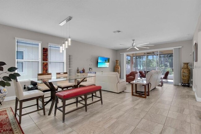 Photo - 2487 Empress Dr