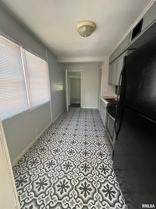 Photo - 1028 S Tonti Cir