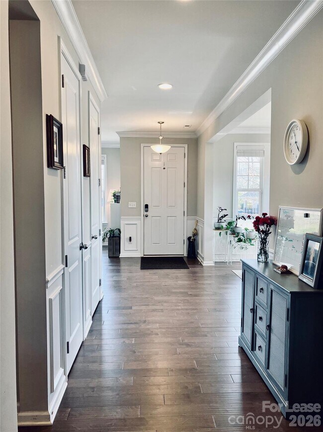 Photo - 8634 Shadetree St