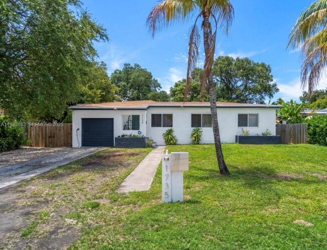 Building Photo - 1735 NE 147th St