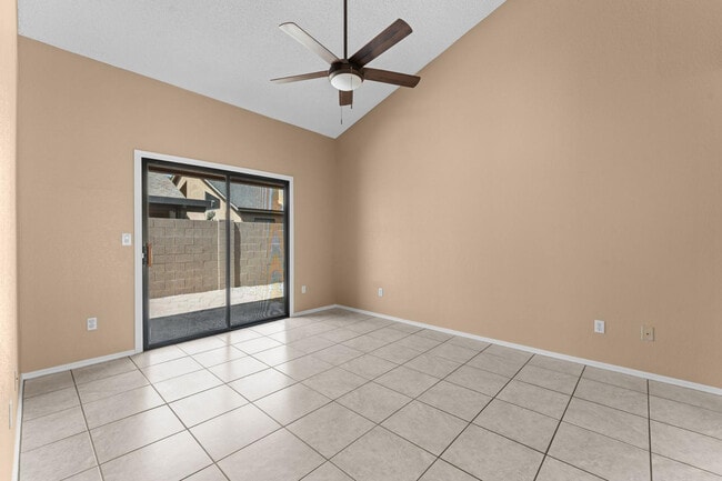 Photo - 1836 N Stapley Dr