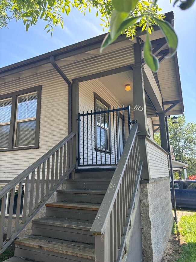 Photo - 3 Bedroom House w/ Bonus Rooms