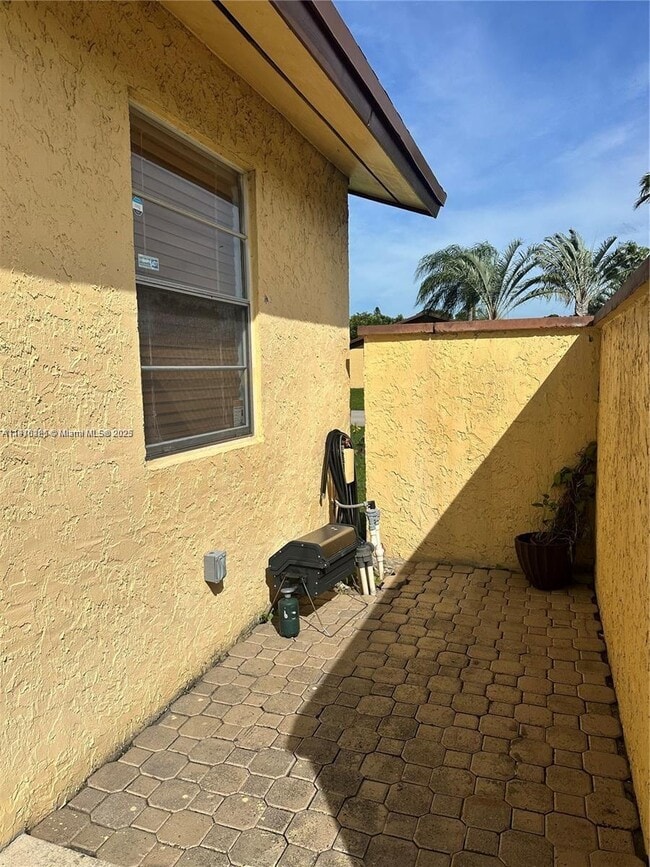 Photo - 401 NW 43rd St