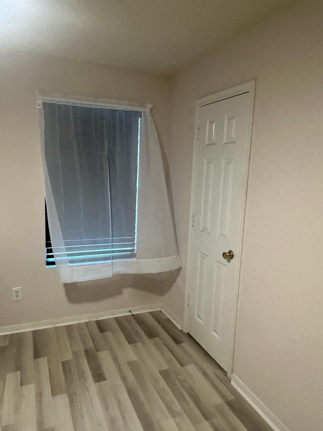 Photo - 20838 Foxwood Garden Dr