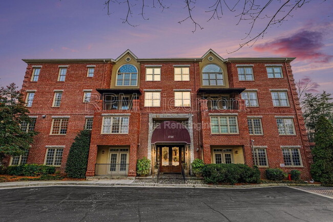 Building Photo - 1735 Peachtree St NW Unit 226