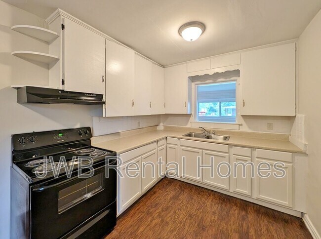 Photo - 3312 Ernest St