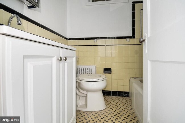 Photo - 837 Windermere Ave