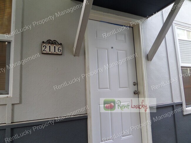 Photo - 2110-2116 NE 85th St Unit 2116