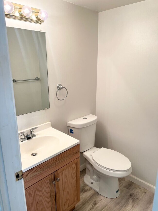 Photo - Updated 2 Bedroom, 1 Bathroom in the Southside Slopes- Deck and Modern Ammenities!! Unit 1